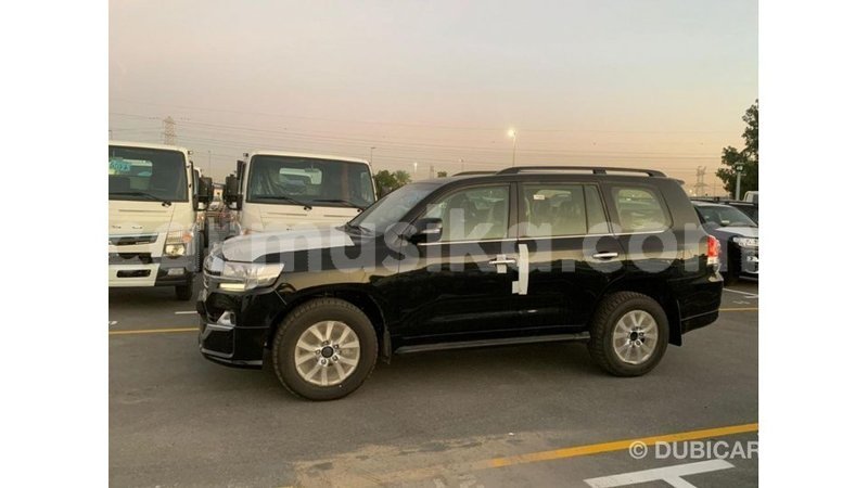 Big with watermark toyota land cruiser harare import dubai 12813