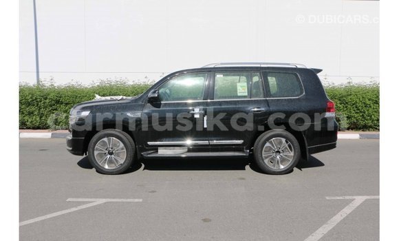 Acheter Import Voiture Toyota Land Cruiser Noir à Import - Dubai, Harare Acheter Import Voiture Toyota Land Cruiser Noir à Import - Dubai, Harare