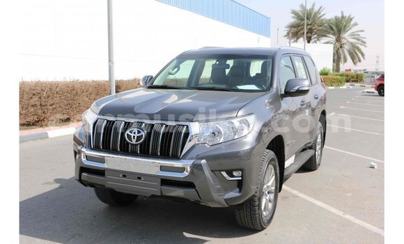 Acheter Import Voiture Toyota Prado Noir à Import - Dubai, Harare Acheter Import Voiture Toyota Prado Noir à Import - Dubai, Harare