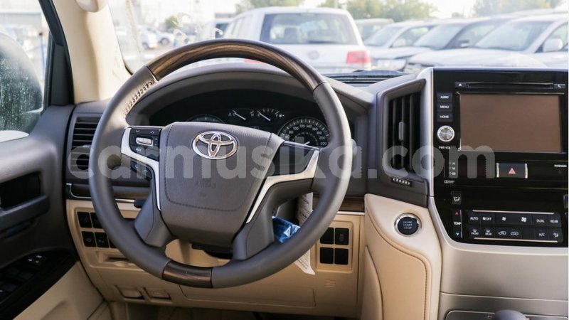 Big with watermark toyota land cruiser harare import dubai 12824