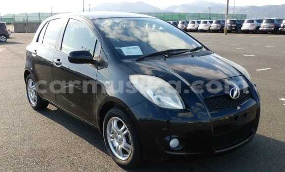 Acheter Occasion Voiture Toyota Vitz Noir à Harare, Harare Acheter Occasion Voiture Toyota Vitz Noir à Harare, Harare