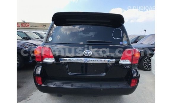 Tenga Imported Toyota Land Cruiser Nhema Mota in Import - Dubai in Harare Tenga Imported Toyota Land Cruiser Nhema Mota in Import - Dubai in Harare