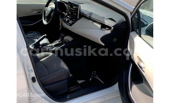 Acheter Import Voiture Toyota Corolla Blanc à Import - Dubai, Harare Acheter Import Voiture Toyota Corolla Blanc à Import - Dubai, Harare