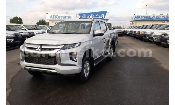 Tenga Imported Mitsubishi L200 Chena Mota in Import - Dubai in Harare Tenga Imported Mitsubishi L200 Chena Mota in Import - Dubai in Harare