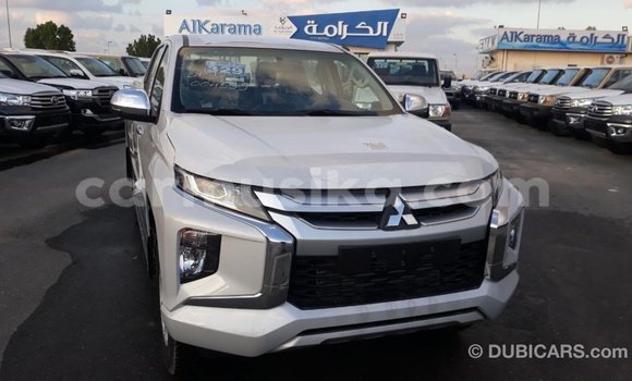 Tenga Imported Mitsubishi L200 Chena Mota in Import - Dubai in Harare Tenga Imported Mitsubishi L200 Chena Mota in Import - Dubai in Harare