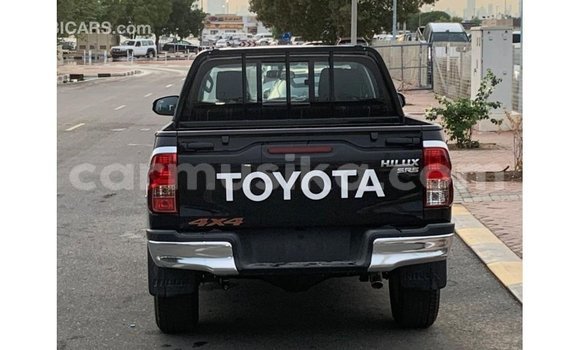 Tenga Imported Toyota Hilux Nhema Mota in Import - Dubai in Harare Tenga Imported Toyota Hilux Nhema Mota in Import - Dubai in Harare