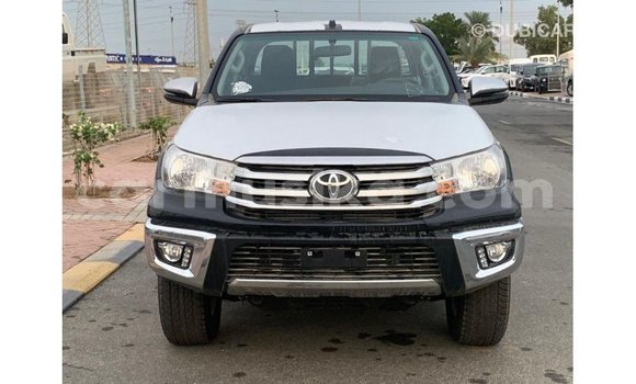 Tenga Imported Toyota Hilux Nhema Mota in Import - Dubai in Harare Tenga Imported Toyota Hilux Nhema Mota in Import - Dubai in Harare