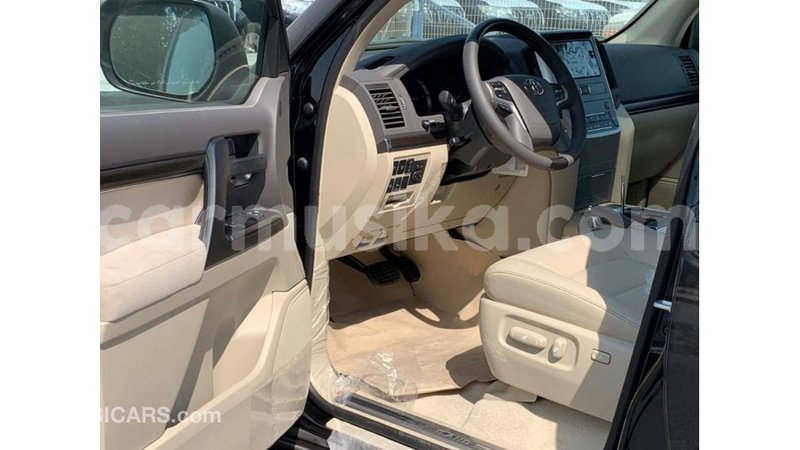 Big with watermark toyota land cruiser harare import dubai 12840