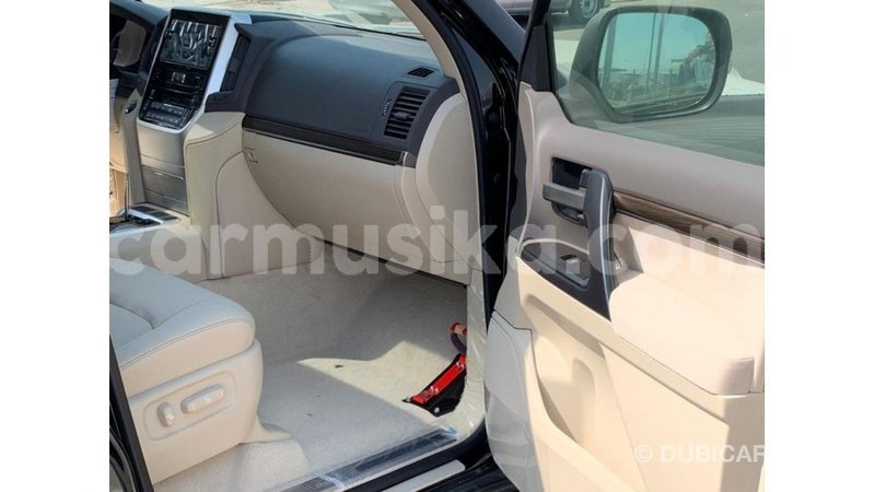 Big with watermark toyota land cruiser harare import dubai 12840