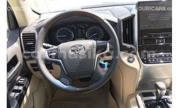 Nunua Imported Toyota Land Cruiser Nyeusi Gari ndani ya Import - Dubai nchini Harare Nunua Imported Toyota Land Cruiser Nyeusi Gari ndani ya Import - Dubai nchini Harare