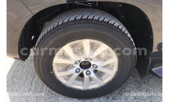 Nunua Imported Toyota Land Cruiser Nyeusi Gari ndani ya Import - Dubai nchini Harare Nunua Imported Toyota Land Cruiser Nyeusi Gari ndani ya Import - Dubai nchini Harare