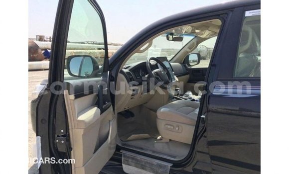 Nunua Imported Toyota Land Cruiser Nyeusi Gari ndani ya Import - Dubai nchini Harare Nunua Imported Toyota Land Cruiser Nyeusi Gari ndani ya Import - Dubai nchini Harare
