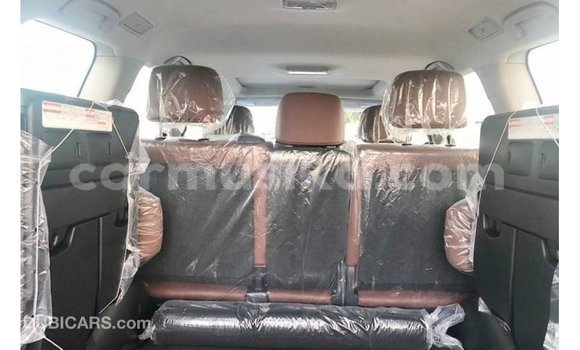 Tenga Imported Toyota Land Cruiser Nhema Mota in Import - Dubai in Harare Tenga Imported Toyota Land Cruiser Nhema Mota in Import - Dubai in Harare