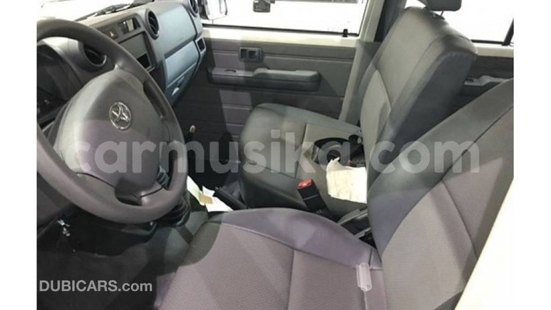 Big with watermark toyota land cruiser harare import dubai 12850