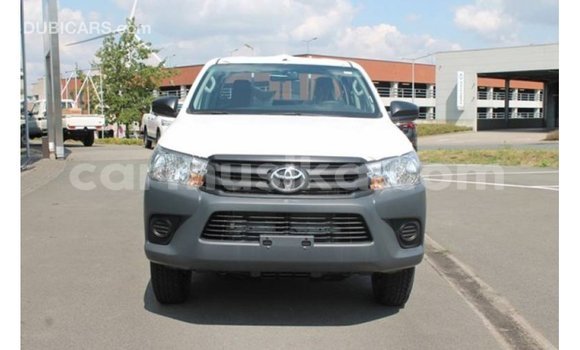 Acheter Import Voiture Toyota Hilux Blanc à Import - Dubai, Harare Acheter Import Voiture Toyota Hilux Blanc à Import - Dubai, Harare