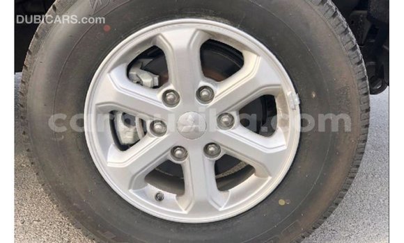 Acheter Import Voiture Mitsubishi L200 Marron à Import - Dubai, Harare Acheter Import Voiture Mitsubishi L200 Marron à Import - Dubai, Harare