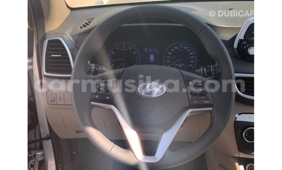 Tenga Imported Hyundai Tucson Zvimwe Mota in Import - Dubai in Harare Tenga Imported Hyundai Tucson Zvimwe Mota in Import - Dubai in Harare