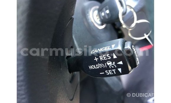 Nunua Imported Toyota HiAce Nyeupe Lori ndani ya Import - Dubai nchini Harare Nunua Imported Toyota HiAce Nyeupe Lori ndani ya Import - Dubai nchini Harare