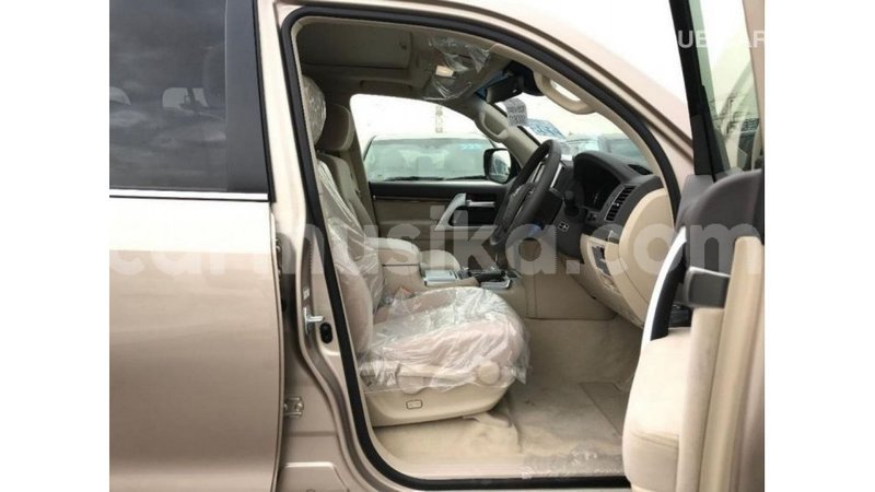 Big with watermark toyota land cruiser harare import dubai 12864