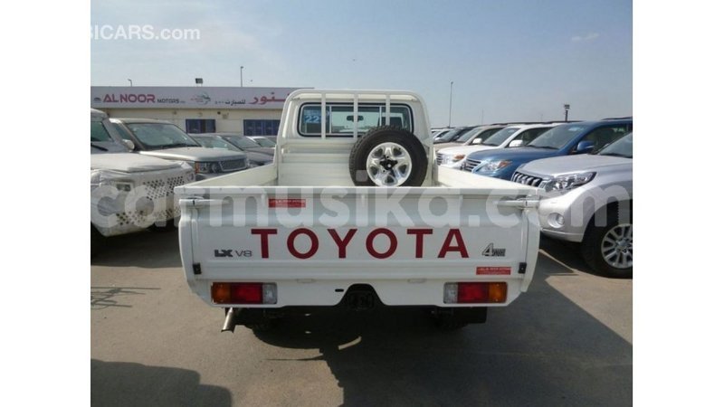 Big with watermark toyota land cruiser harare import dubai 12866