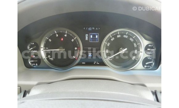 Tenga Imported Toyota Land Cruiser Nhema Mota in Import - Dubai in Harare Tenga Imported Toyota Land Cruiser Nhema Mota in Import - Dubai in Harare