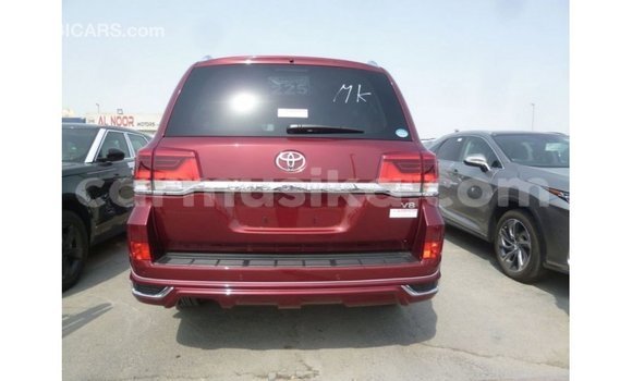 Tenga Imported Toyota Land Cruiser Zvimwe Mota in Import - Dubai in Harare Tenga Imported Toyota Land Cruiser Zvimwe Mota in Import - Dubai in Harare