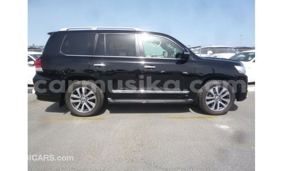 Tenga Imported Toyota Land Cruiser Nhema Mota in Import - Dubai in Harare Tenga Imported Toyota Land Cruiser Nhema Mota in Import - Dubai in Harare