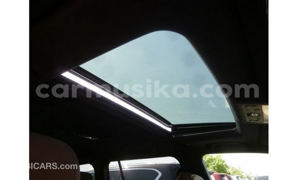 Tenga Imported Toyota Land Cruiser Nhema Mota in Import - Dubai in Harare Tenga Imported Toyota Land Cruiser Nhema Mota in Import - Dubai in Harare