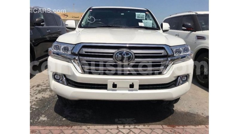 Big with watermark toyota land cruiser harare import dubai 12871