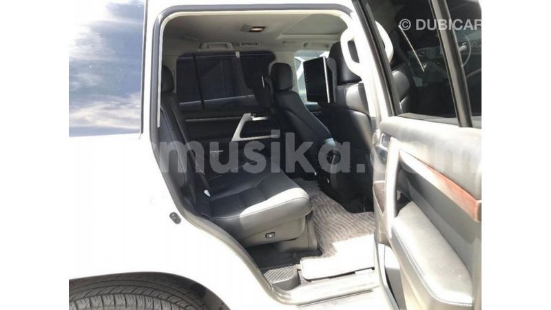 Big with watermark toyota land cruiser harare import dubai 12871