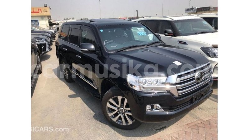 Big with watermark toyota land cruiser harare import dubai 12872