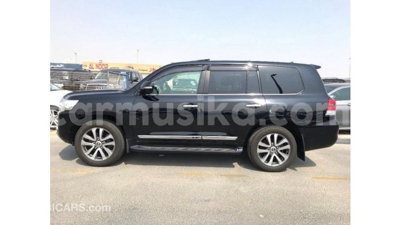 Big with watermark toyota land cruiser harare import dubai 12872