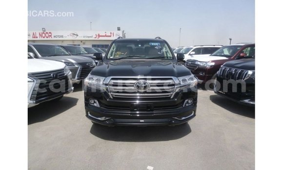 Nunua Imported Toyota Land Cruiser Nyeusi Gari ndani ya Import - Dubai nchini Harare Nunua Imported Toyota Land Cruiser Nyeusi Gari ndani ya Import - Dubai nchini Harare