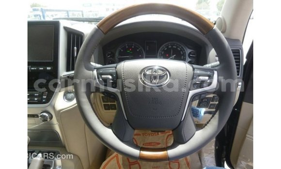 Nunua Imported Toyota Land Cruiser Nyeusi Gari ndani ya Import - Dubai nchini Harare Nunua Imported Toyota Land Cruiser Nyeusi Gari ndani ya Import - Dubai nchini Harare