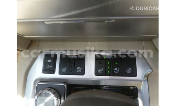 Nunua Imported Toyota Land Cruiser Nyeusi Gari ndani ya Import - Dubai nchini Harare Nunua Imported Toyota Land Cruiser Nyeusi Gari ndani ya Import - Dubai nchini Harare