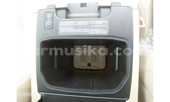 Nunua Imported Toyota Land Cruiser Nyeusi Gari ndani ya Import - Dubai nchini Harare Nunua Imported Toyota Land Cruiser Nyeusi Gari ndani ya Import - Dubai nchini Harare