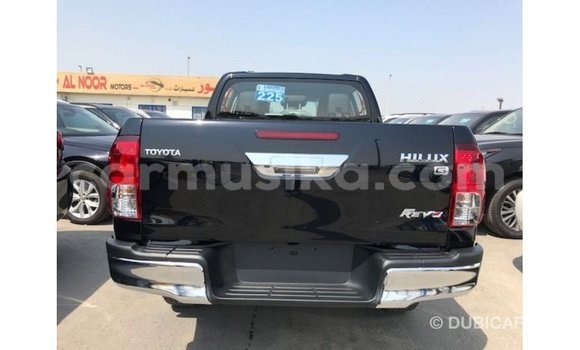 Nunua Imported Toyota Hilux Nyeusi Gari ndani ya Import - Dubai nchini Harare Nunua Imported Toyota Hilux Nyeusi Gari ndani ya Import - Dubai nchini Harare