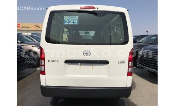 Tenga Imported Toyota Hiace Chena Mota in Import - Dubai in Harare Tenga Imported Toyota Hiace Chena Mota in Import - Dubai in Harare