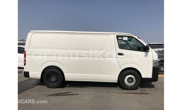 Tenga Imported Toyota Hiace Chena Mota in Import - Dubai in Harare Tenga Imported Toyota Hiace Chena Mota in Import - Dubai in Harare