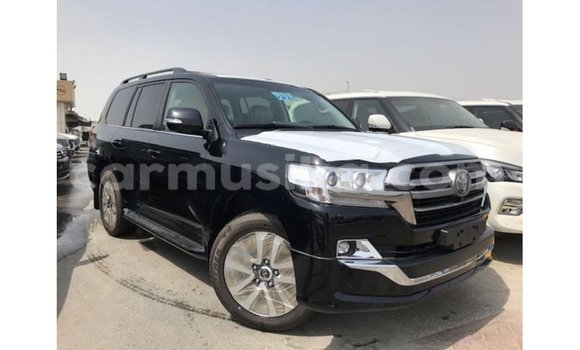 Nunua Imported Toyota Land Cruiser Nyeusi Gari ndani ya Import - Dubai nchini Harare Nunua Imported Toyota Land Cruiser Nyeusi Gari ndani ya Import - Dubai nchini Harare