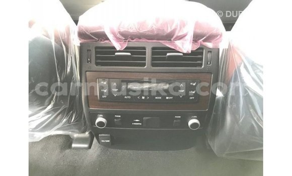 Nunua Imported Toyota Land Cruiser Nyeusi Gari ndani ya Import - Dubai nchini Harare Nunua Imported Toyota Land Cruiser Nyeusi Gari ndani ya Import - Dubai nchini Harare