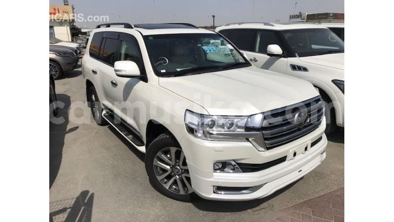 Big with watermark toyota land cruiser harare import dubai 12889