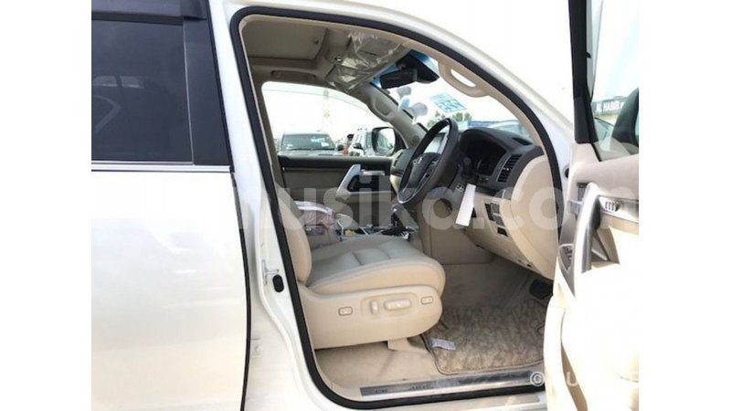 Big with watermark toyota land cruiser harare import dubai 12889