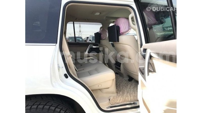 Big with watermark toyota land cruiser harare import dubai 12889