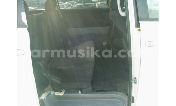 Tenga Imported Toyota Noah Chena Mota in Import - Dubai in Harare Tenga Imported Toyota Noah Chena Mota in Import - Dubai in Harare