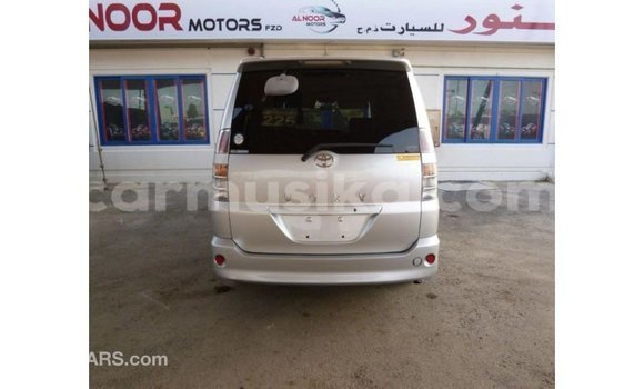 Tenga Imported Toyota Voxy Zvimwe Mota in Import - Dubai in Harare Tenga Imported Toyota Voxy Zvimwe Mota in Import - Dubai in Harare