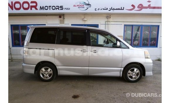 Tenga Imported Toyota Voxy Zvimwe Mota in Import - Dubai in Harare Tenga Imported Toyota Voxy Zvimwe Mota in Import - Dubai in Harare