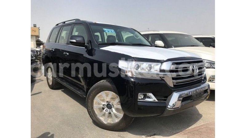 Big with watermark toyota land cruiser harare import dubai 12894