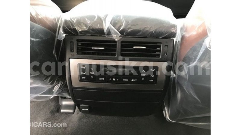 Big with watermark toyota land cruiser harare import dubai 12894