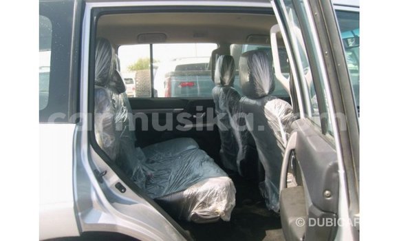 Tenga Imported Mitsubishi Pajero Zvimwe Mota in Import - Dubai in Harare Tenga Imported Mitsubishi Pajero Zvimwe Mota in Import - Dubai in Harare